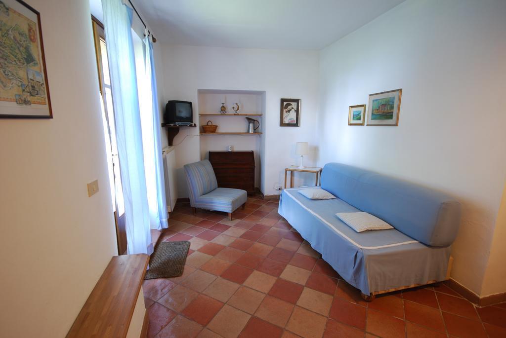 וולטרה Agriturismo Villa Opera חדר תמונה