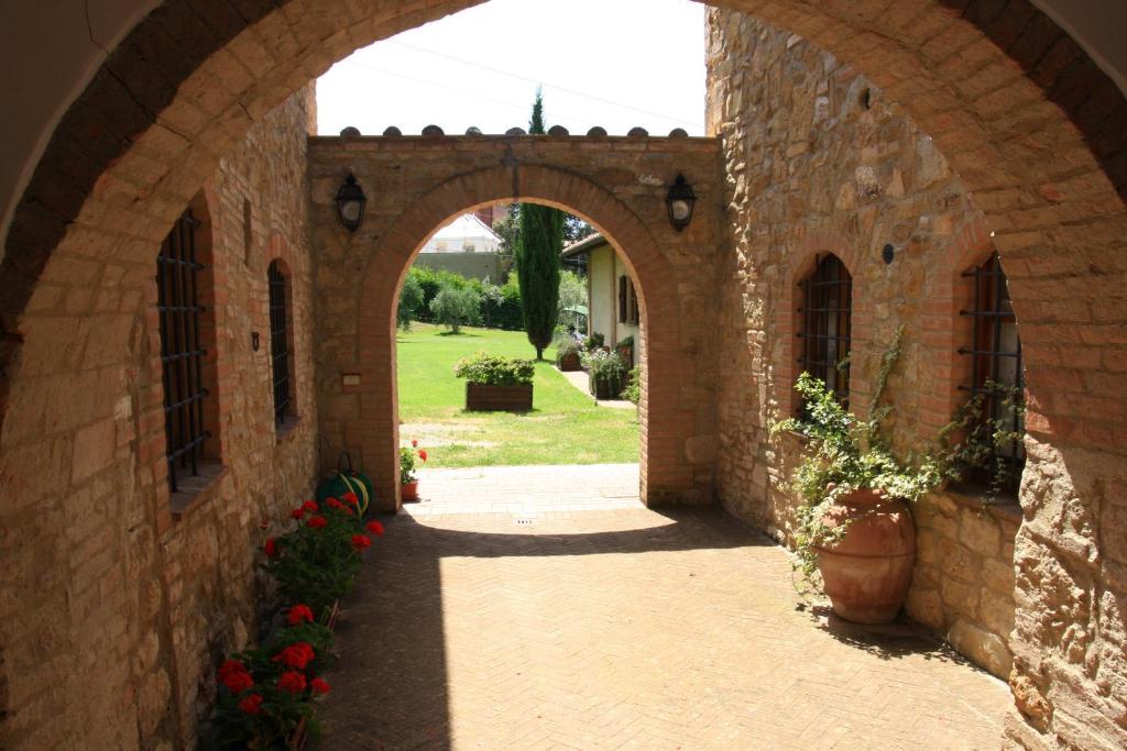 וולטרה Agriturismo Villa Opera מראה חיצוני תמונה